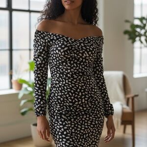 PrettyLittleThing Black and White Off-Shoulder Printed Bodycon Dress
